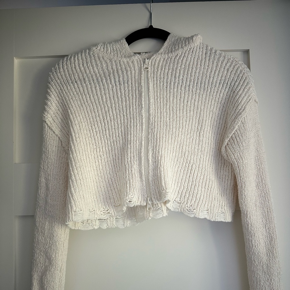 Moon & Madison Ivory Knit Sweater